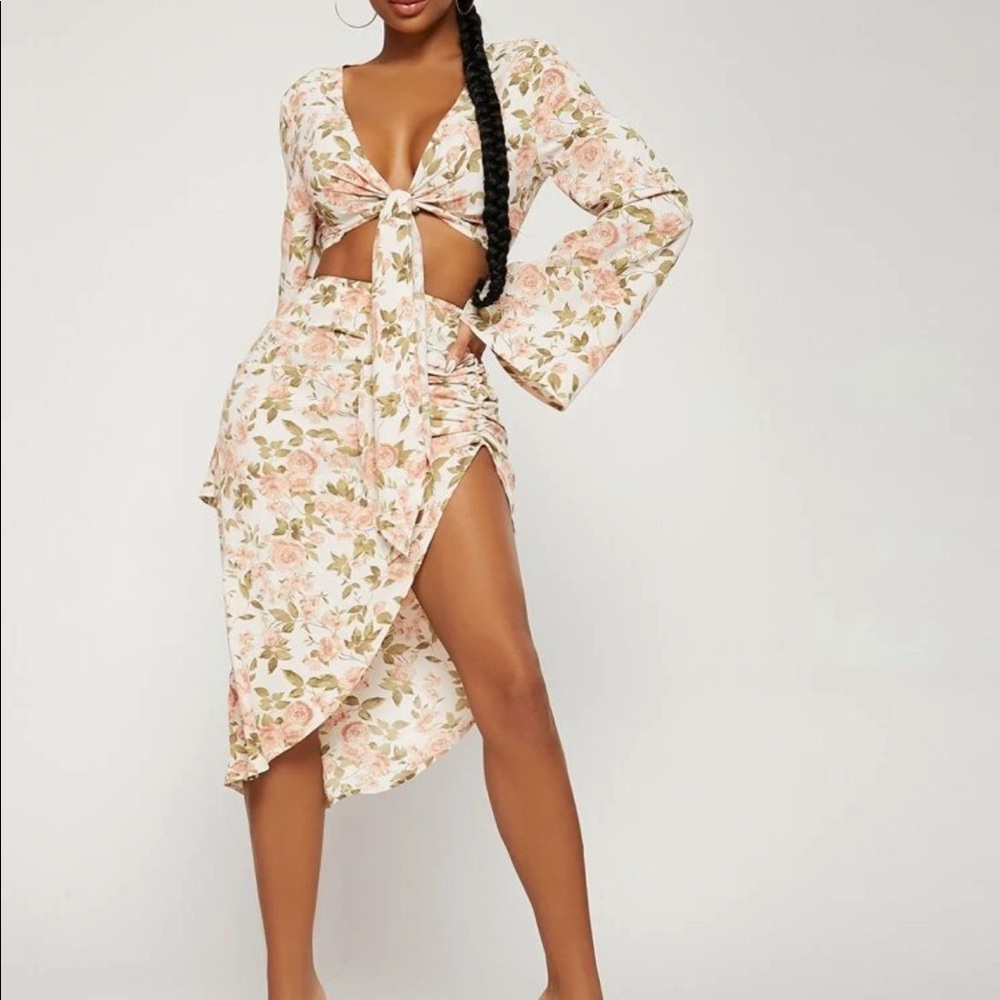 Floral long sleeve & high slit two piece set